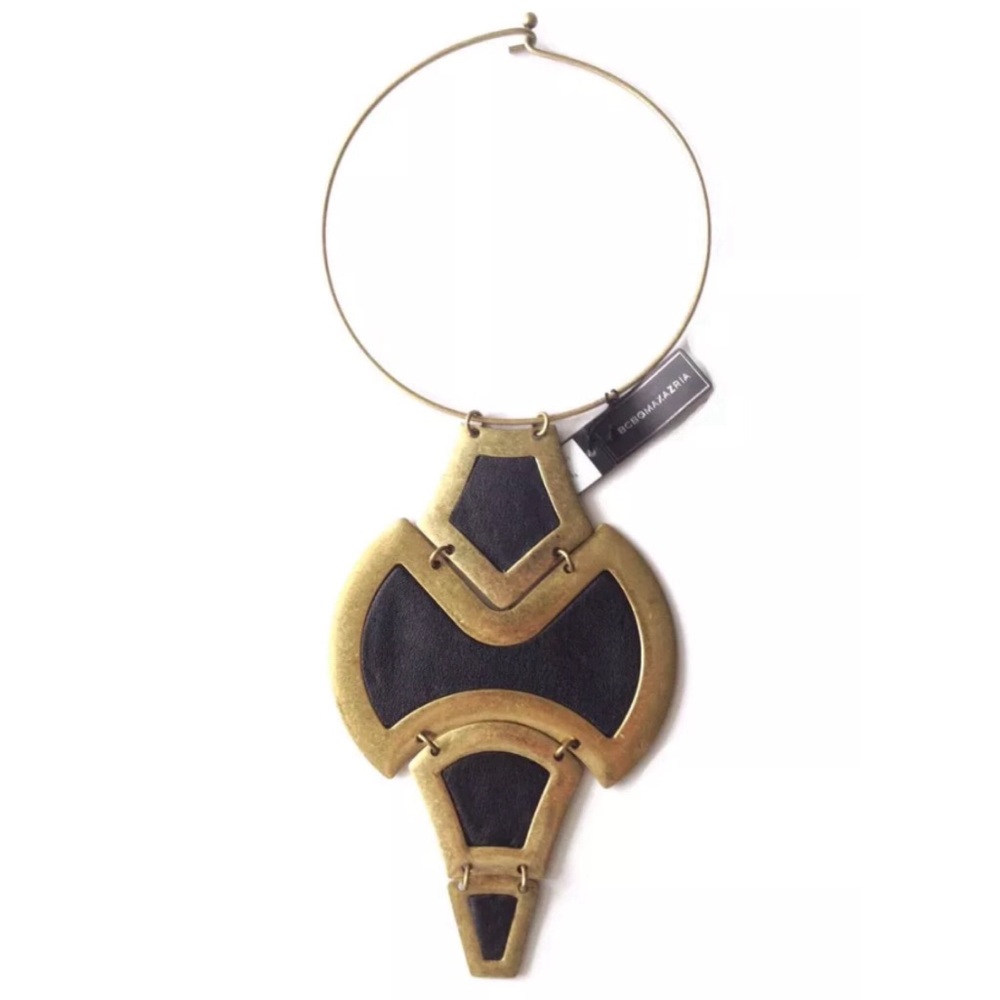 BCBG NECKLACE BRASS GOLD TONE BLACK LEATHER BOHO